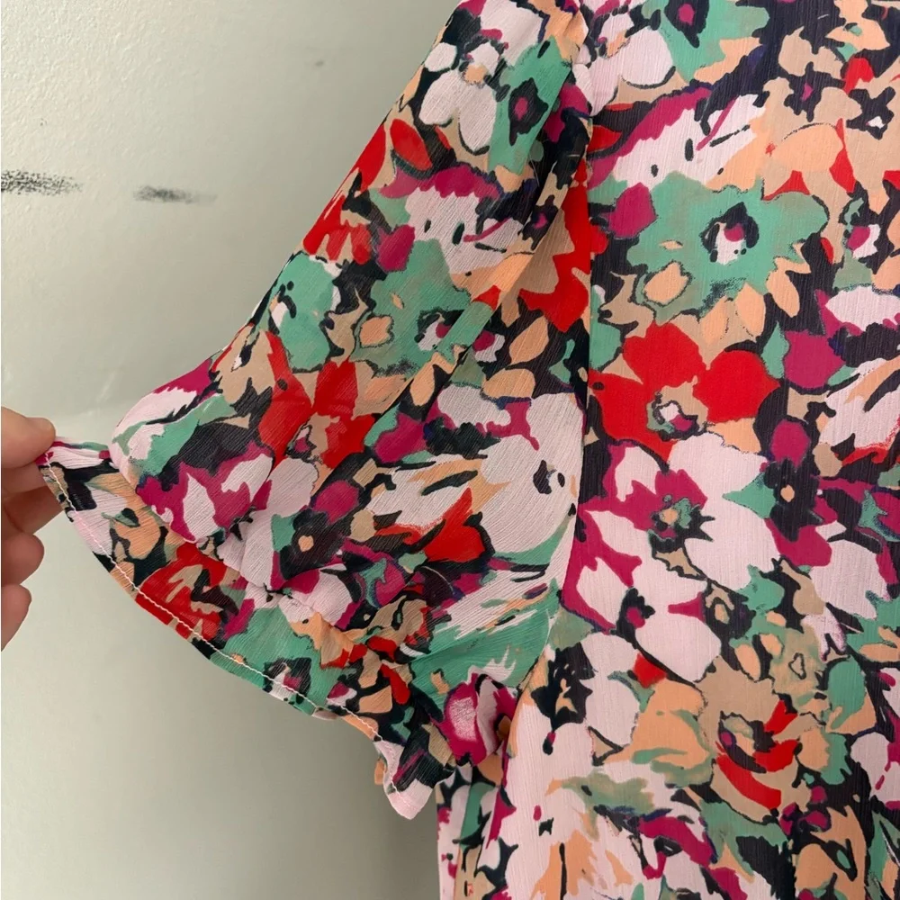 J.Crew Floral Peplum Blouse Size M • Pink Multicolor Ruffle Neck Lined Top - Picture 3 of 9